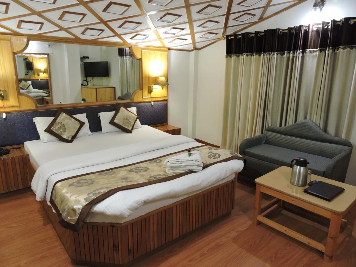 Hotel Chaman Palace Shimla Zewnętrze zdjęcie